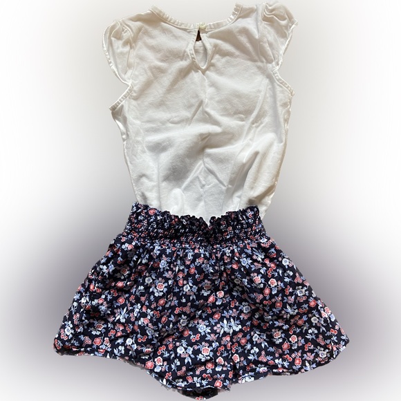 Size 4 Janie and Jack girls outfit - Picture 3 of 4